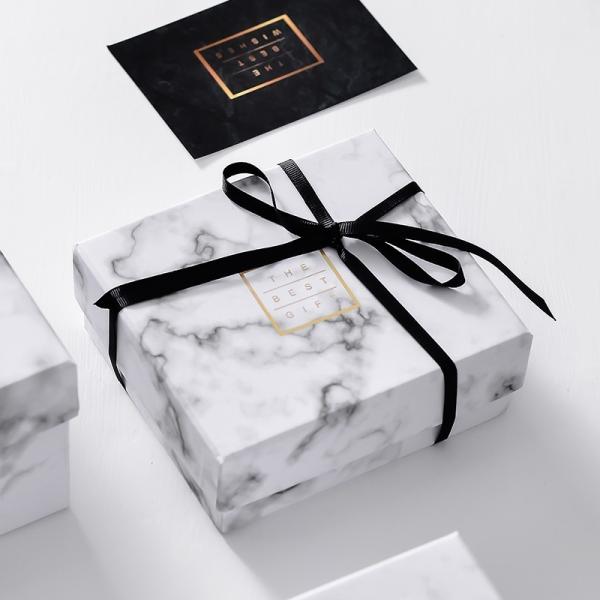 Caixa de cartão de preferência de mármore branco impresso embalagem de presente para convite de casamento