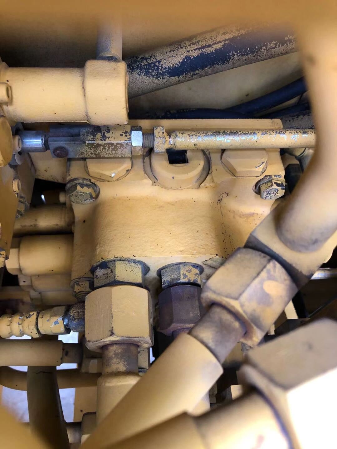 Комацу PC60 экскаватор с емкостью 0.37 м3 и двигателем Камминс