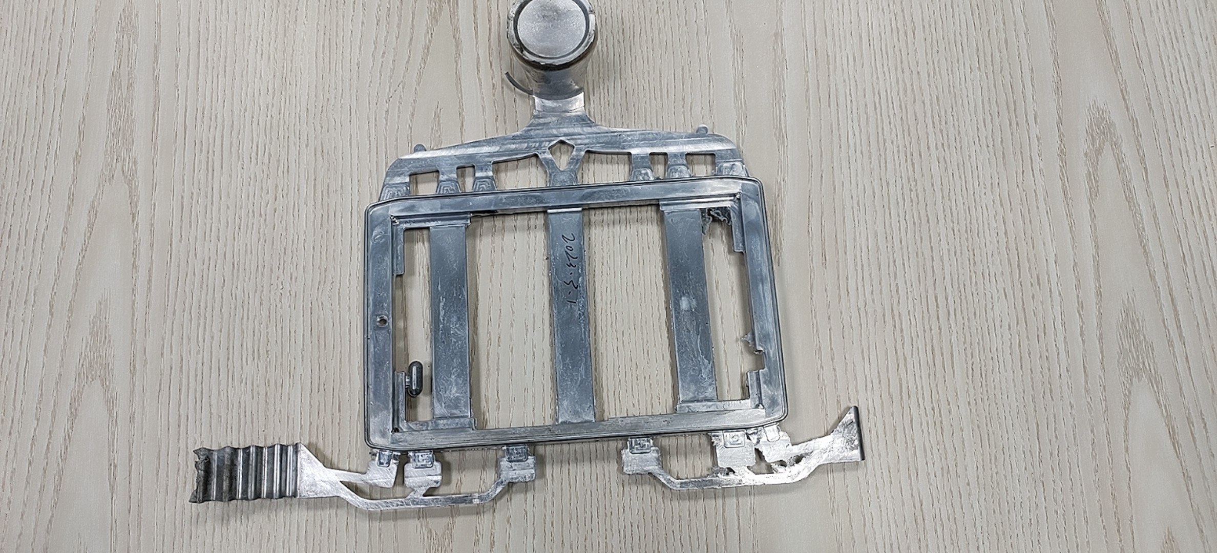 Части заливки формы сплава ODM OEM текстурируют полировать пудрят распылять