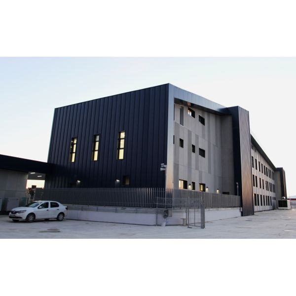 Flexible Sustainable Prefabricated Warehouse Steel Structure Building With Expansion Potential