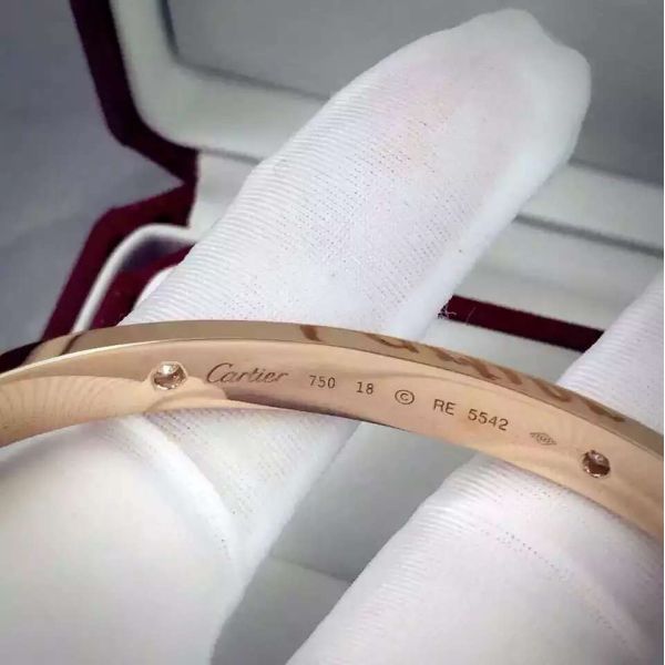 Love Bangle in 18K gold with diamonds from china jewelry factory