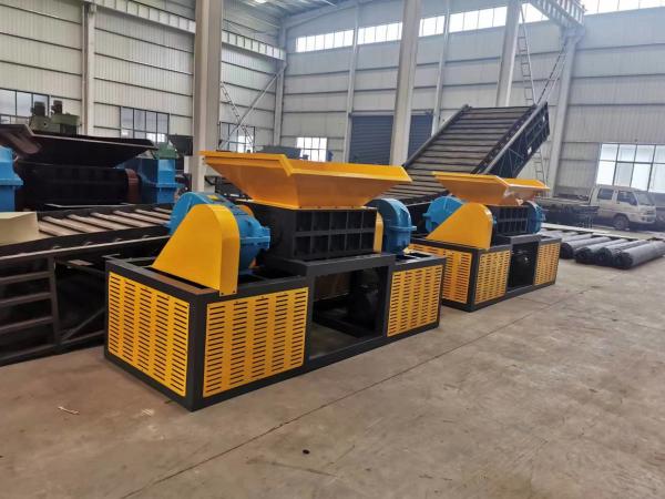 Reciclagem de pneus de camiões de resíduos de borracha de plástico Triturador de eixo duplo para reciclagem de sucata de metal