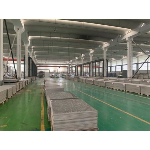 Hybrid 5.5mm Anti Moisture Spc wood Tile Flooring