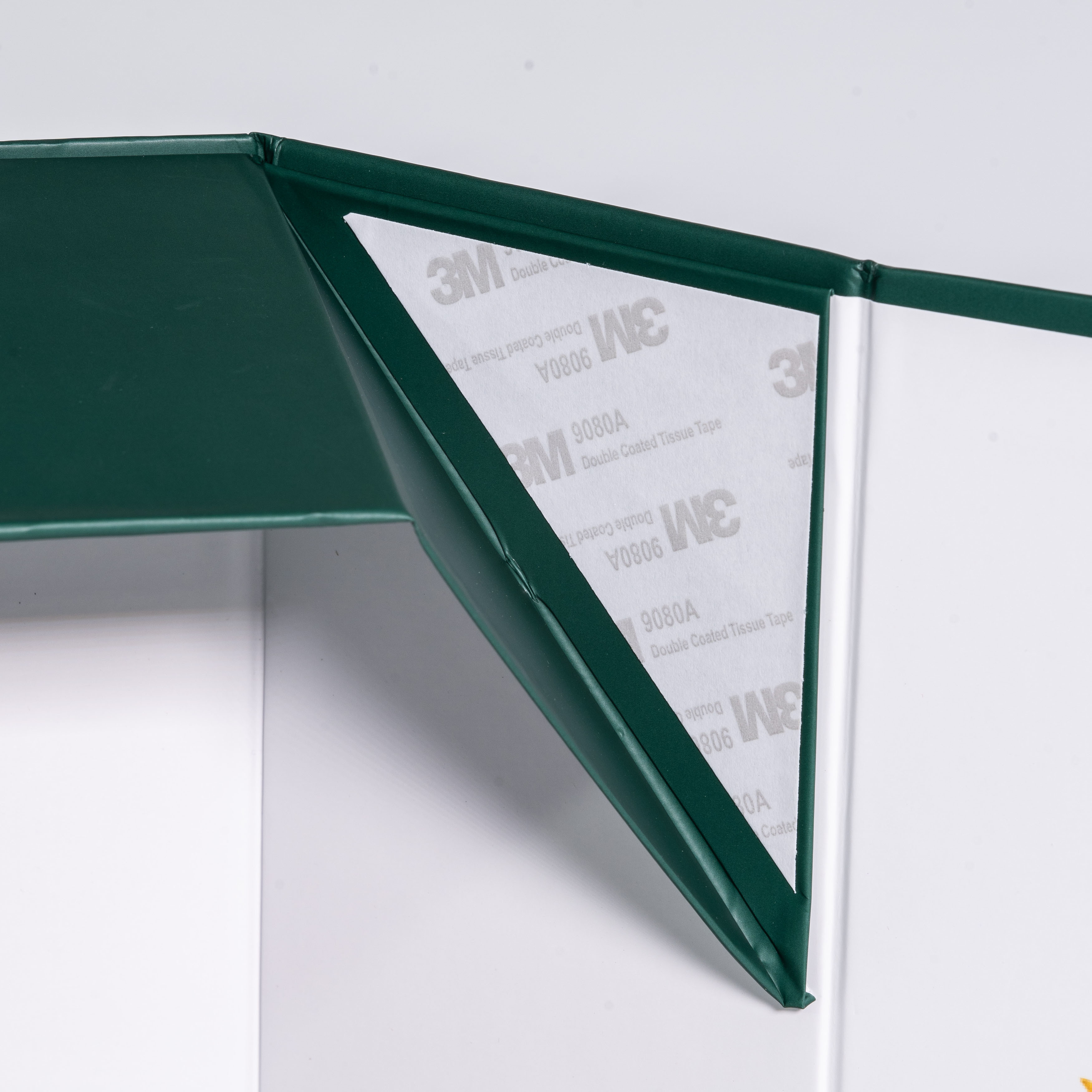 Коробки роскошного подарка упаковывая с бумагой искусства 157gsm бумага Paperboard 1200 gsm