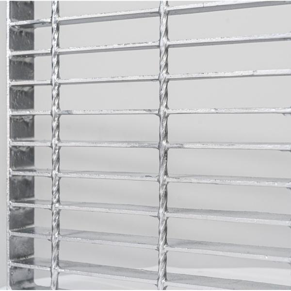 30mm Pitch Flat Bar Industrial Steel Grating For Industrial Applications