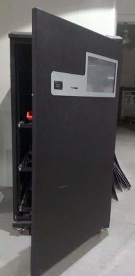 As fontes do MRO inventariam as máquinas de venda automática industriais 110V da ferramenta do controle