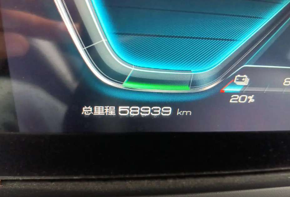 Song Pro DM 2019 DM 1.5T 4WD Performance Edition Luxury BYD Compact SUV Plug-in Hybrid 1.5T 160HP L4 Plug-in Hybrid Модель с двойным приводом