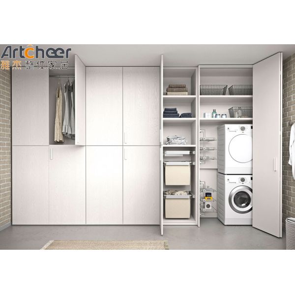 Modern Stylish Customized Size Wardrobe with Eco-Friendly Material for Bedroom and Living Room