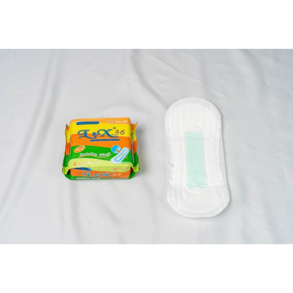 Soft and Comfortable Sanitary Napkins Pad for Women with High Absorbency and Breathable Material
