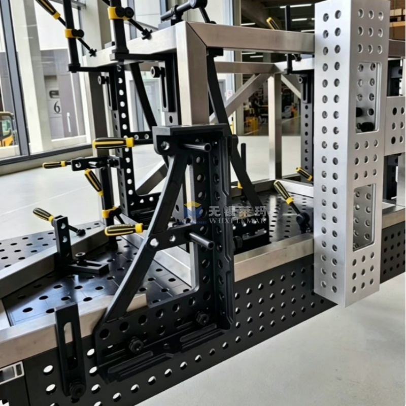 Adjustable Industrial D28 Welding Table for Workshop Welding Efficiency