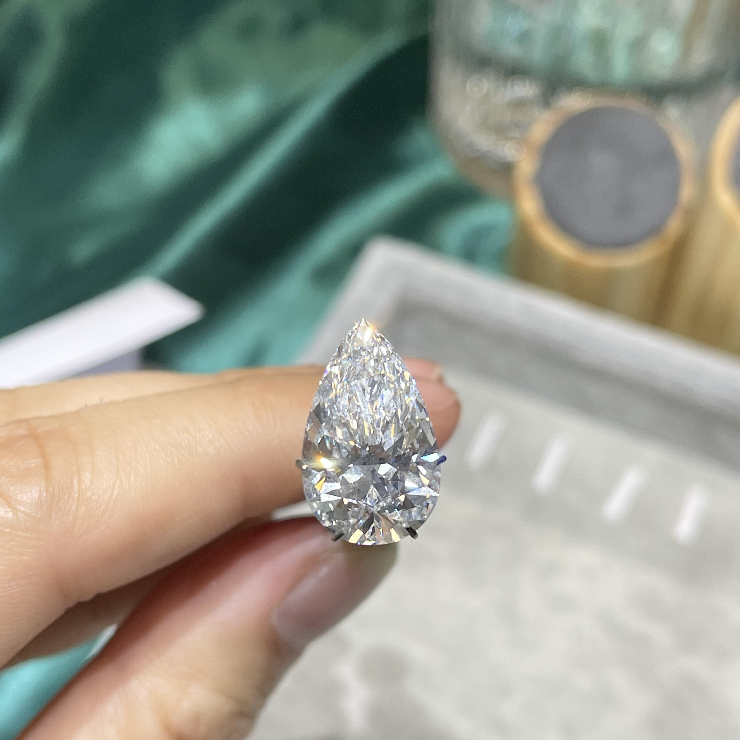 Multi груша диаманта 1.58ct CVD размера выросли лабораторией, который сформировала белое культивирование
