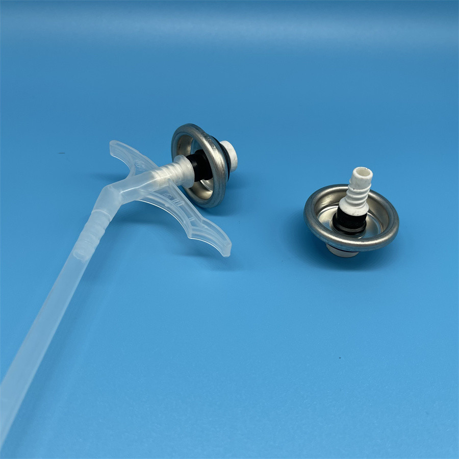 Компактный клапан с пенной пушкой со соломой - эффективный изоляционный инструмент для проектов DIY - легкий в использовании, надежный эффект