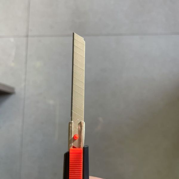 12 Segments 9mm Cutter Blades with 0.35mm Blade Thickness and 60 Degrees Cutting Angle for Precision Cutting