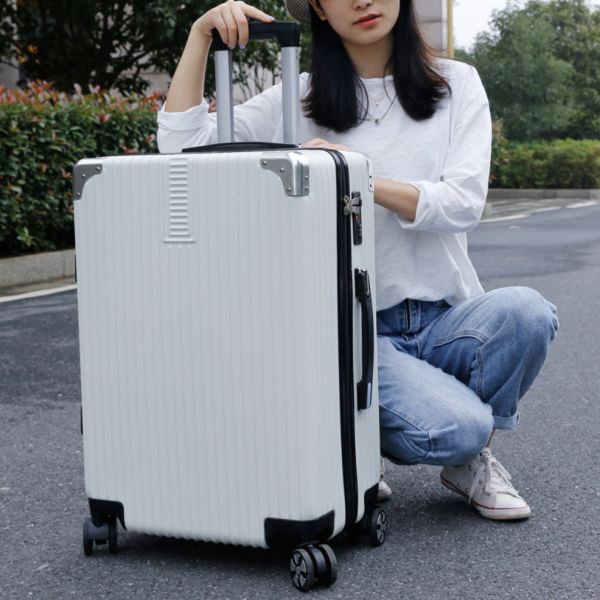 旅行用荷物セット 化粧品ケースセット 摩擦耐性・耐着性PVC素材 大容量スーツケース サイレントポリー + コンビニロック