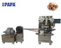 Bola da semente do amendoim e de sésamo que faz a máquina
