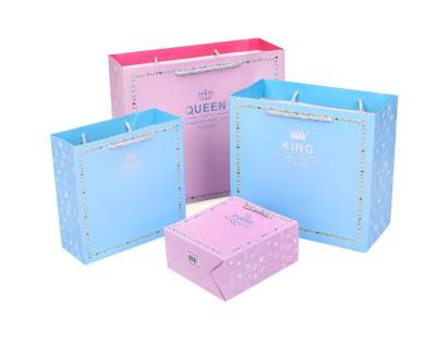 Luxury Paper Printed Shopping Bags , Colored Paper Gift Bags With Handles