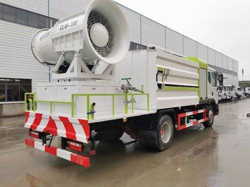 Dongfeng Duolika D9 Used Water Tank Truck