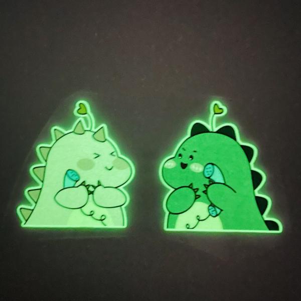Heat Transfer Glowing Logo At Night For Clothing Customized