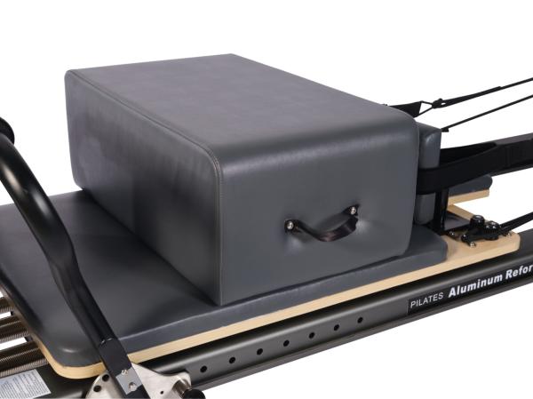 Rigid Machined Metal Pilates Reformer Glute Little Black Pilates Reformer U+PL013