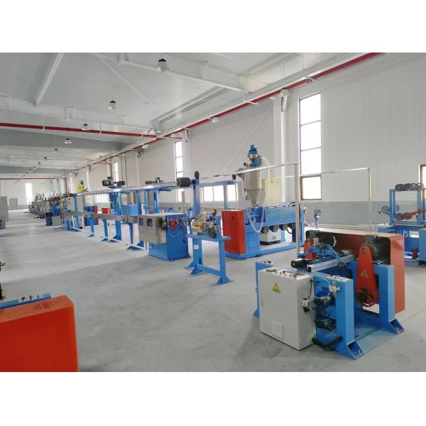 Plastic PVC Wire Cable Extrusion Lines 140kg/h Wire Making Machinery