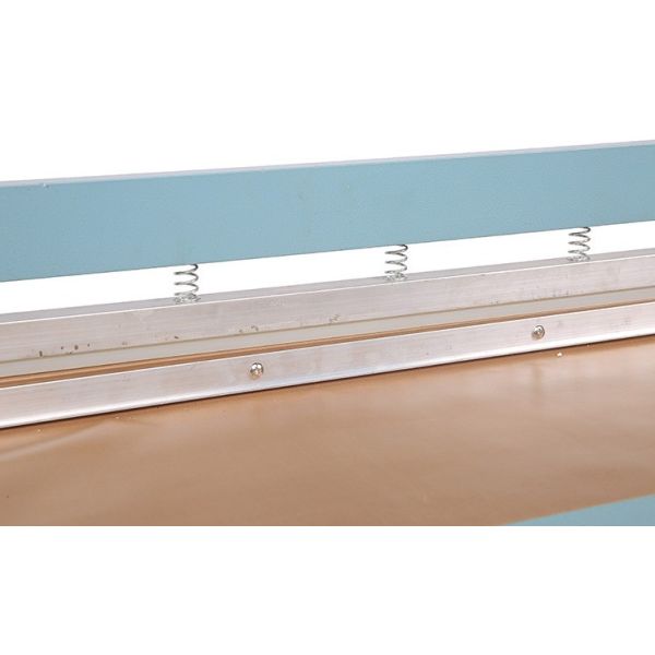 Máquina de sellado de bolsas de plástico neumáticas de 60 cm para bolsas de 80 cm