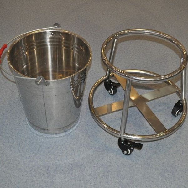 Hospital Equipment SUS Removable Medical Kick Bucket On Wheels