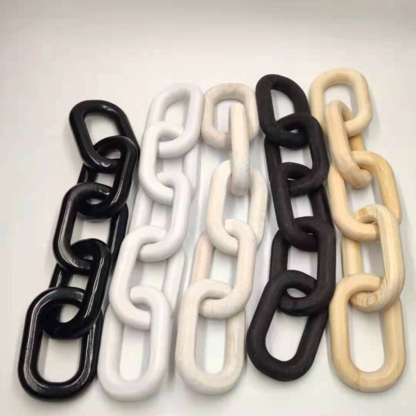 Handcrafted Mango Wood Chain Link Decor for Folk Art Style Home Decoration