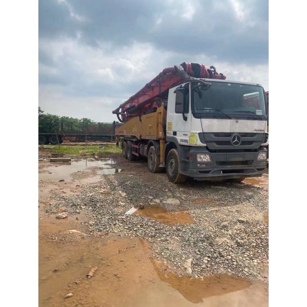 Diesel Concrete Pump Truck 300 KW Putzmeister M56 5 For Large Concrete Construction