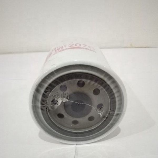 NT855 K19 K38 Truck Diesel Engine Parts Water Coolant Filter 4058965 WF2076 for Truck