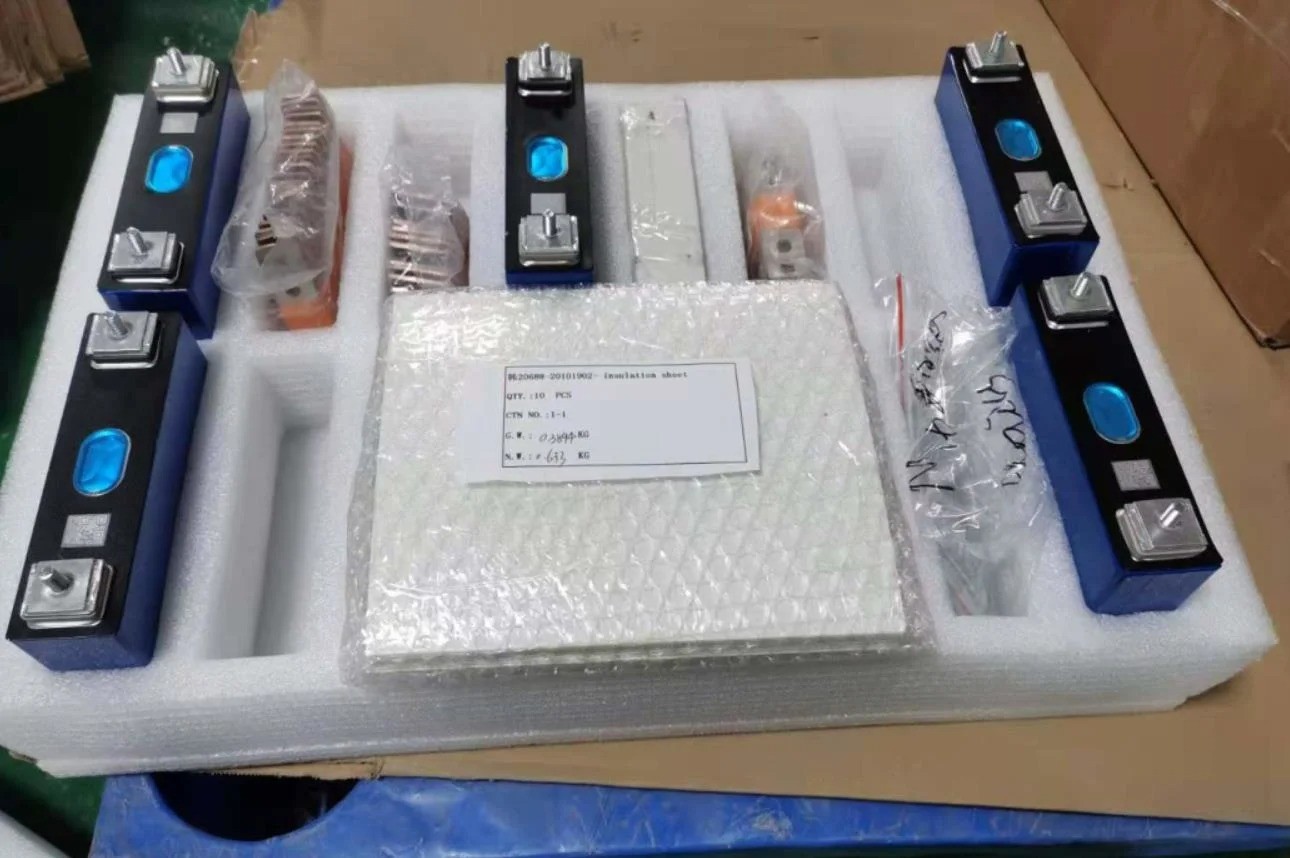 Пакет изготовителей 51.2V 30Kwh 50kwh 60Kwh 200kwh 100Ah литий-ионного аккумулятора ESS изготовленный на заказ