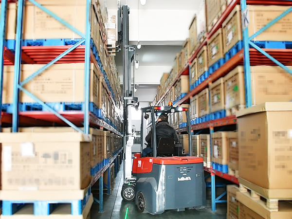 Китайская изготовленная мини-маленькая электрическая платформа наборщик вилка подъемник вилка 2 тонны