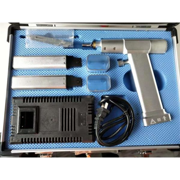Electric Battery Powered Surgical Reciprocating Saw AC 110 - 240 V 50 - 60 HZ
