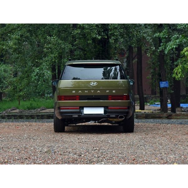 Shengda Fuel Beijing Hyundai Santafe Car Panoranic Sunroof Midsize SUV 2.0T 230hp 6 Seater Left Hand Drive