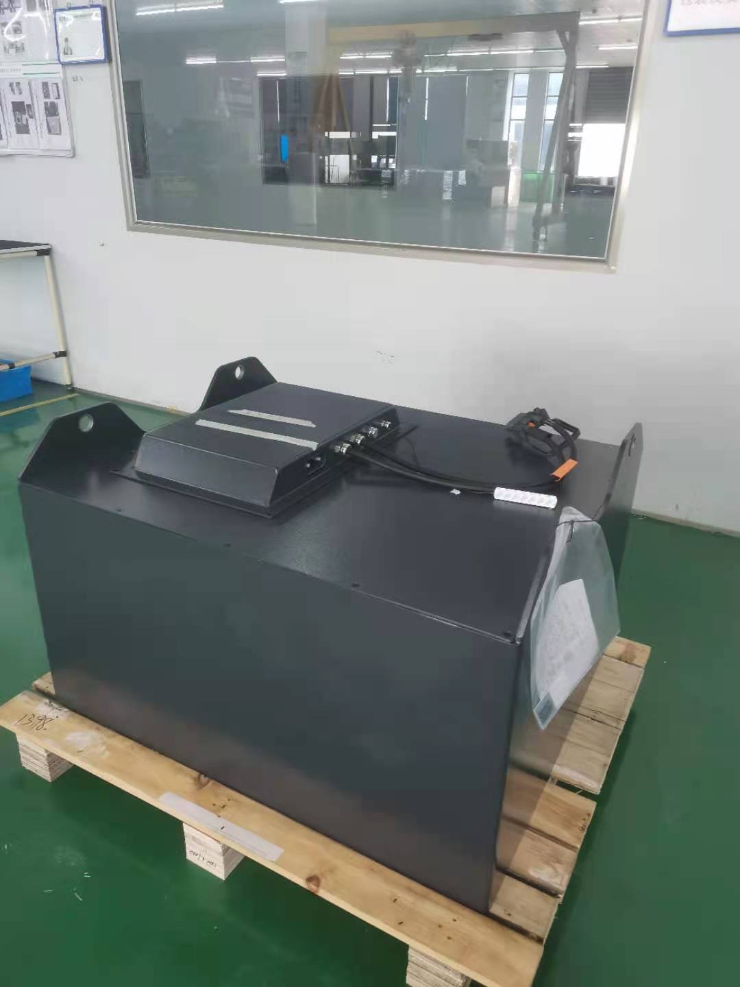 батарея тракции блока батарей 51.2V 300AH EV грузоподъемника 15360Wh Lifepo4 перезаряжаемые