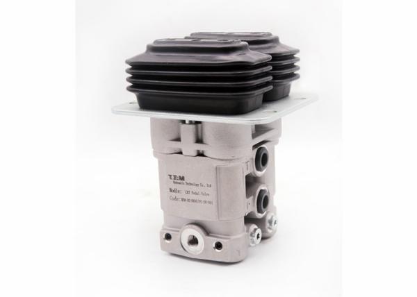  R210-9 Foot Brake Valve Hydraulic Foot Pedal Assembly For Excavator Dozer Loader