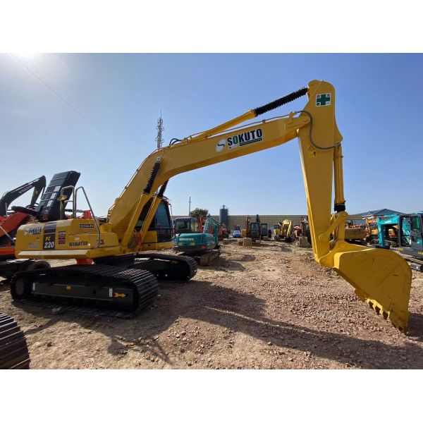 Komatsu PC220 Excavator Stable and Safe Operations for Your Excavation Needs