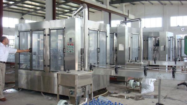 1000BPH Full Set PET Bottle Pure Water Production Plant boasting 99% Filling Accuracy