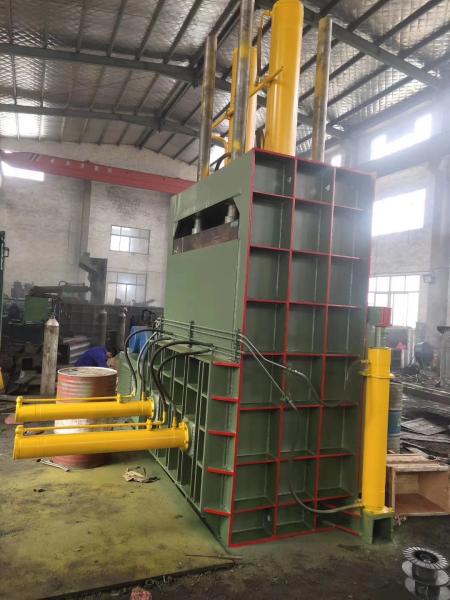 Car tire baler machine Vertical hydraulic scrap tire baling baler machine for sale