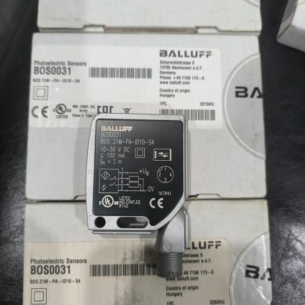 Balluff BOS0031 BOS 21M-PA-ID10-S4 Diffuse Reflection Photoelectric Sensor Cube Shaped