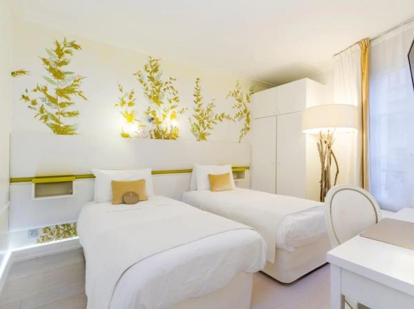 Kenya luxury hotel wood furniture manufactuer from China by French style bed with wood side table and fabric bench chair