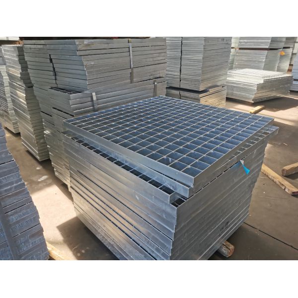 Municipal Drain Q345 Steel Driveway Grates Grating Serrated Type