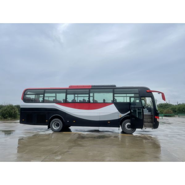 50 Seats Left Hand Drive Used Coach Bus Single Double Gate From Good Tourist Experience