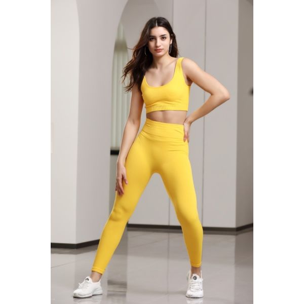 Ladies' 4 Way Stretch Compression Bra and Capri Leggings