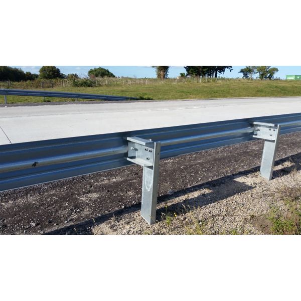 BEIJING ROADSAFE Factory Direct Highway W-Beam Guardrail System – High-Performance Anti-Collision Road Safety Barrier