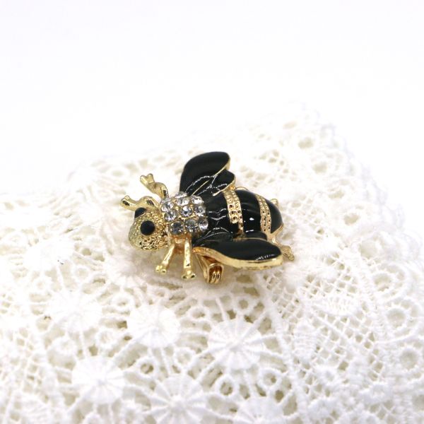 Fashion Diamond Bee Brooch  , Black Clothes Pin Black Glue Dropping Process OEM ODM