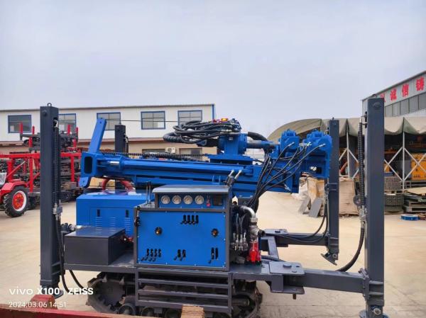 76/89mm Barre de forage 3M Pneumatique machine de forage ST 160 Facilité de déplacement et d'exploitation