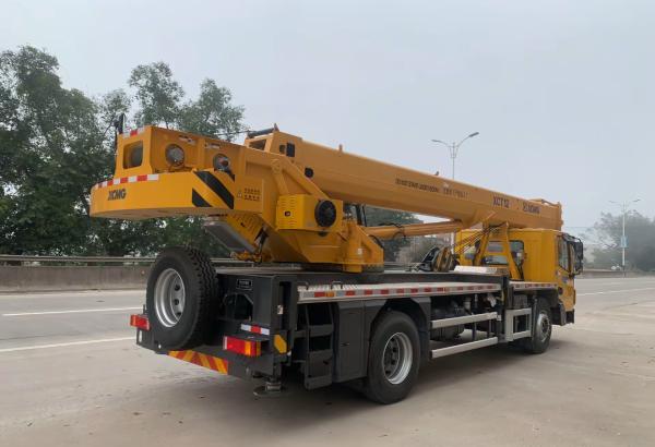 12 Ton XCMG Five Section Telescopic Boom Truck Crane XCT12L5-5 Construction Equipment
