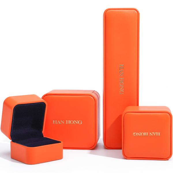 Hot-Stamping Smooth Faux Leather Jewelry Box Packaging Set Soft Velvet Lining