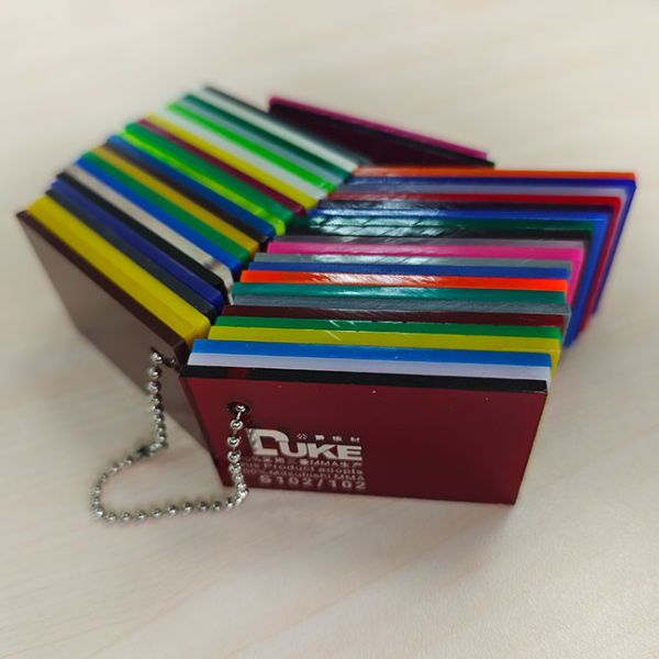 Красочные акриловые листы PMMA уважают 5 Mm для доски на открытом воздухе знака