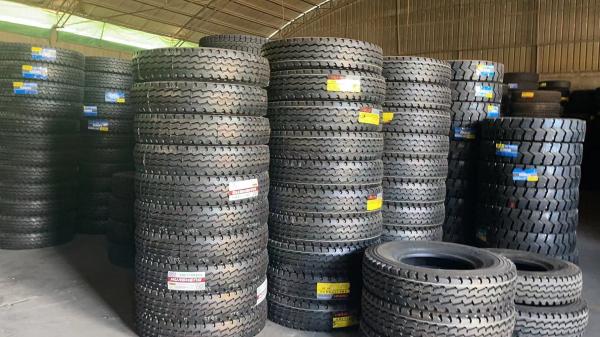 155/70R13 Tire Size 18-19.5 Industrial Tyre for Bus and Tractor in Good Condition